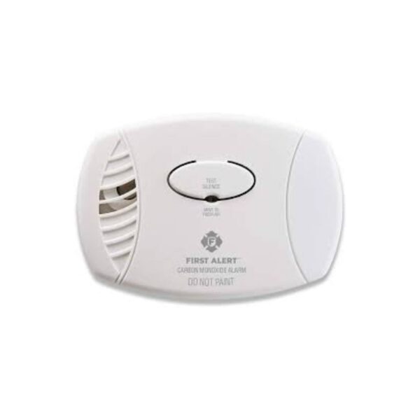 Wall-mounted carbon monoxide detector with digital display and alarm indicator